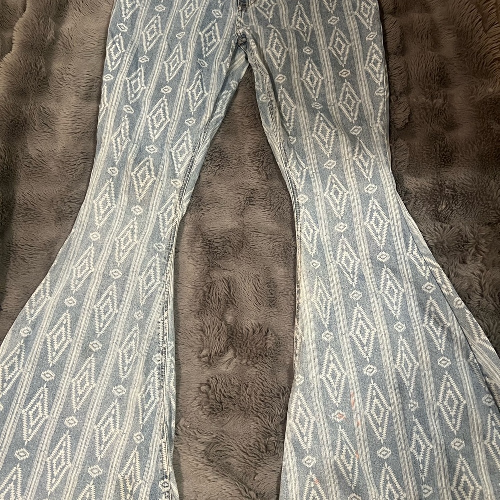 Patterned Flare Jeans